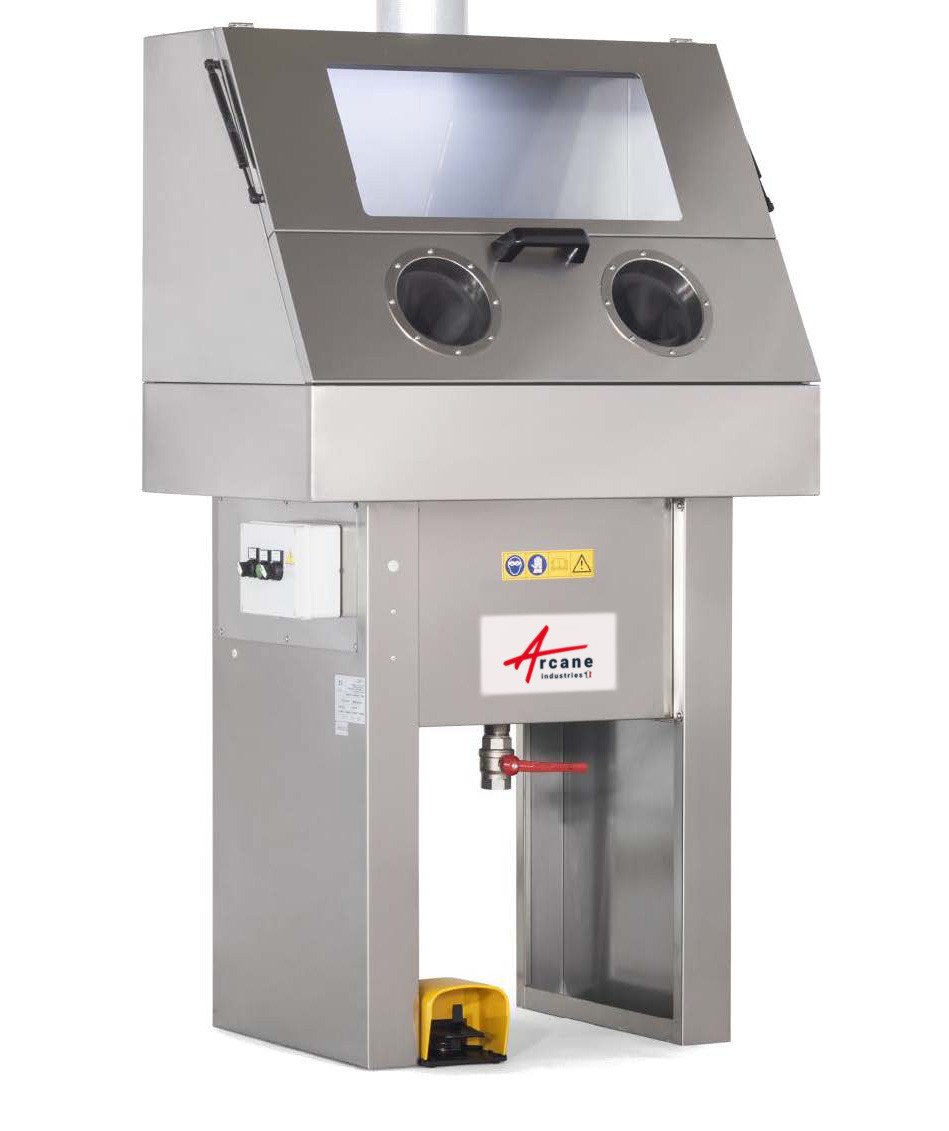 Closed electric lye degreasing cabinet